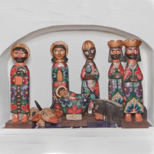 Handmade Gautemala Nativity Set 8"