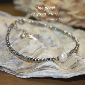 One Pearl Bracelet